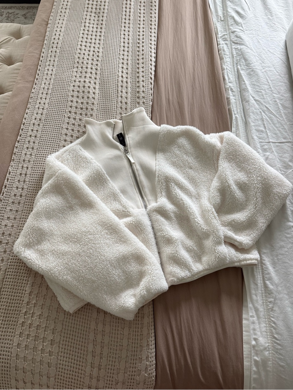 all in motion Cream Full-Zip Jacket Size S